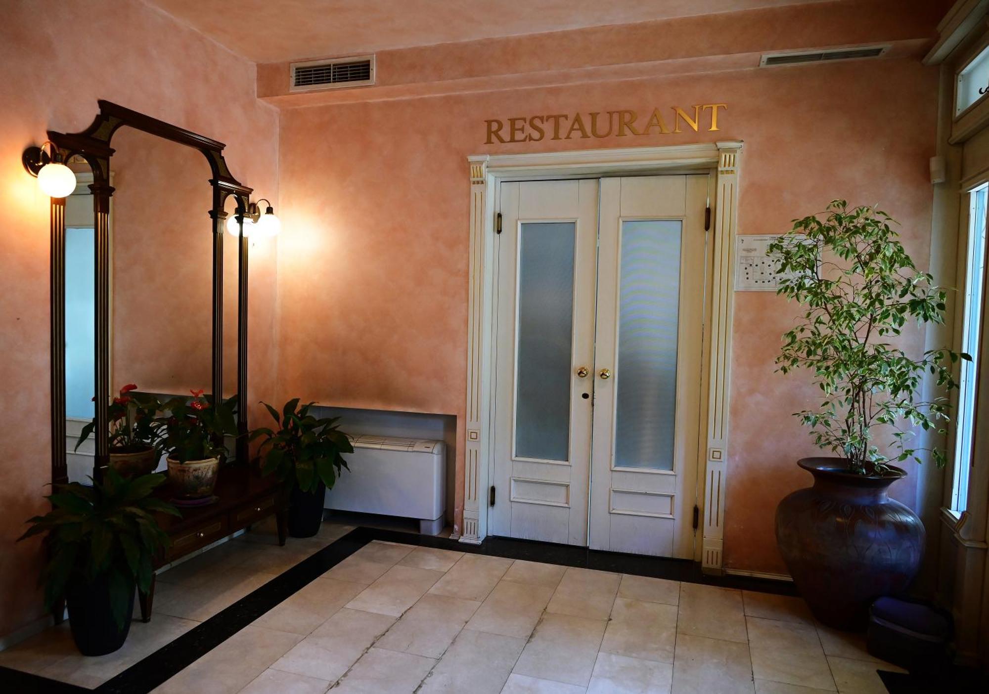 Hotel Lazur Kjustendil Exterior foto
