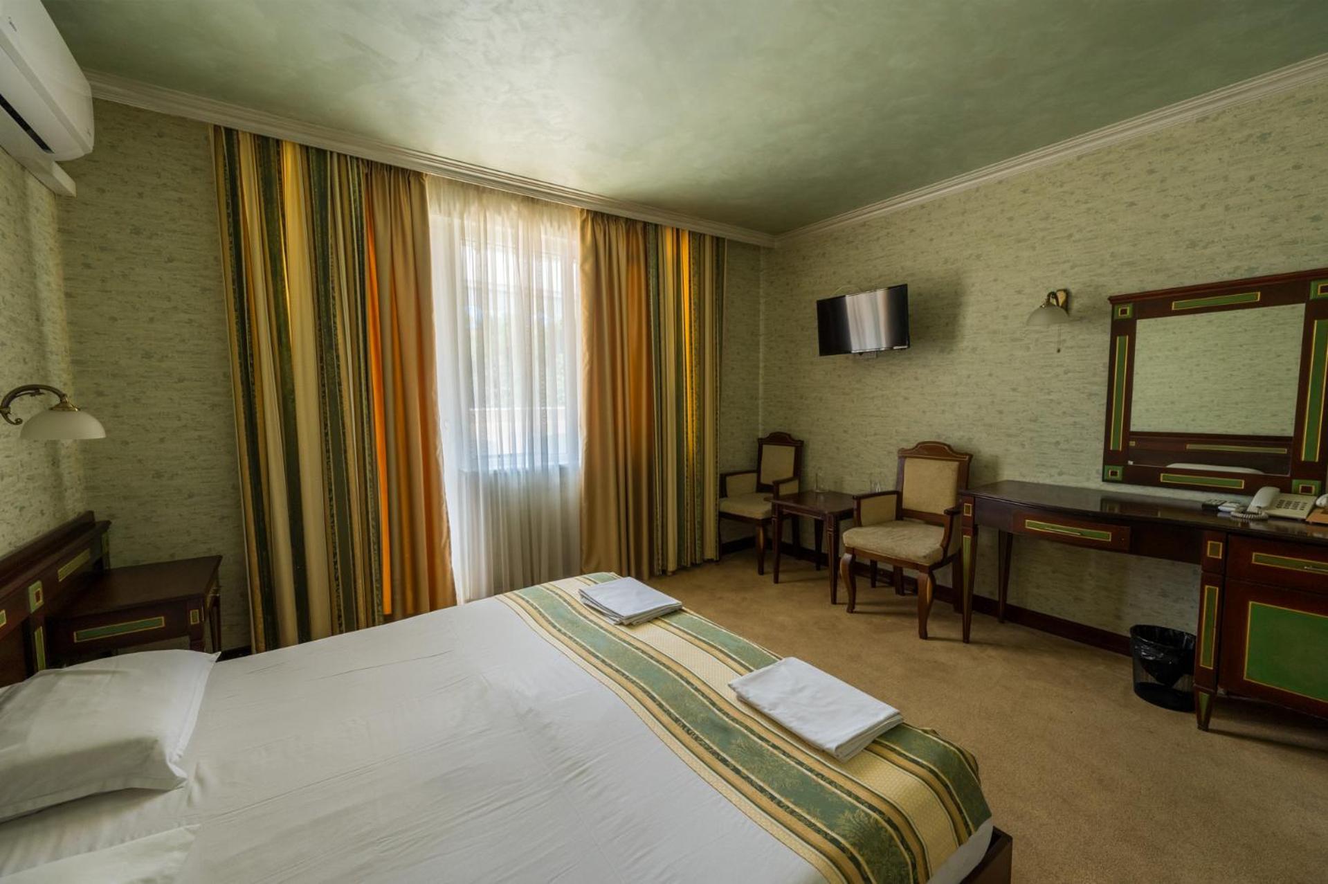 Hotel Lazur Kjustendil Exterior foto